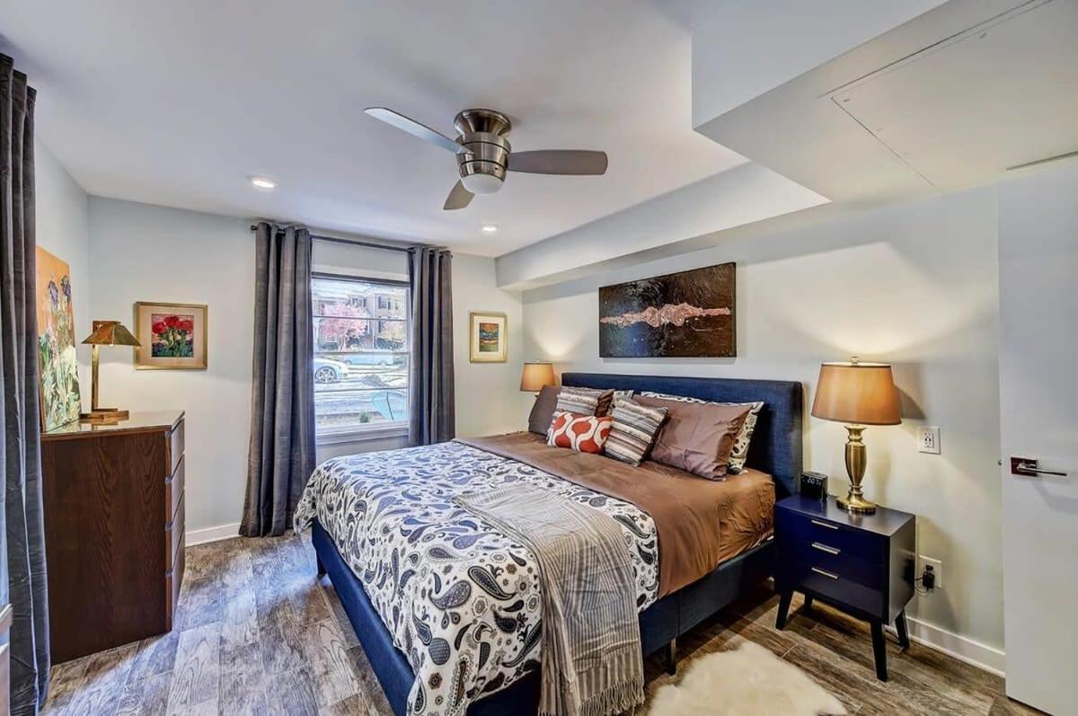 Casa de férias Comfortable And Stylish Near Myers Park