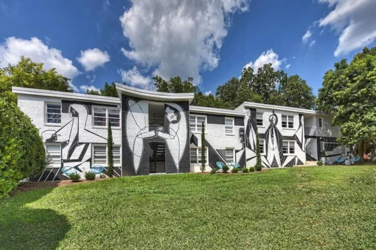 Holiday home Comfortable And Stylish Near Myers Park Charlotte